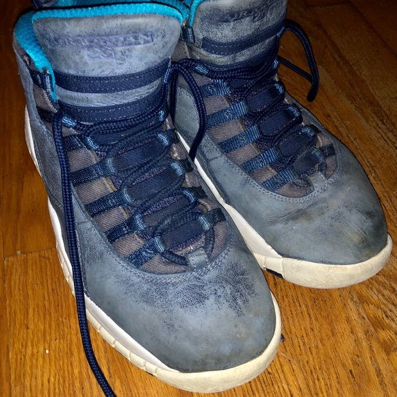 J’s - Picture 4 of 4